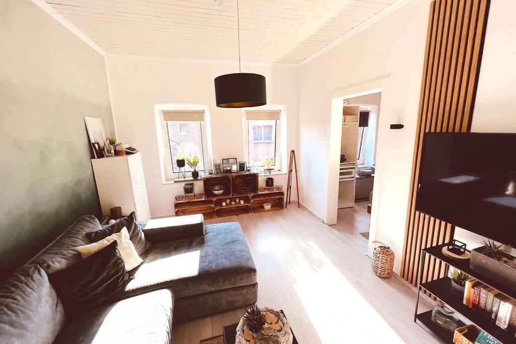 Suburban Jungle Apartment Bochum Ngoại thất bức ảnh