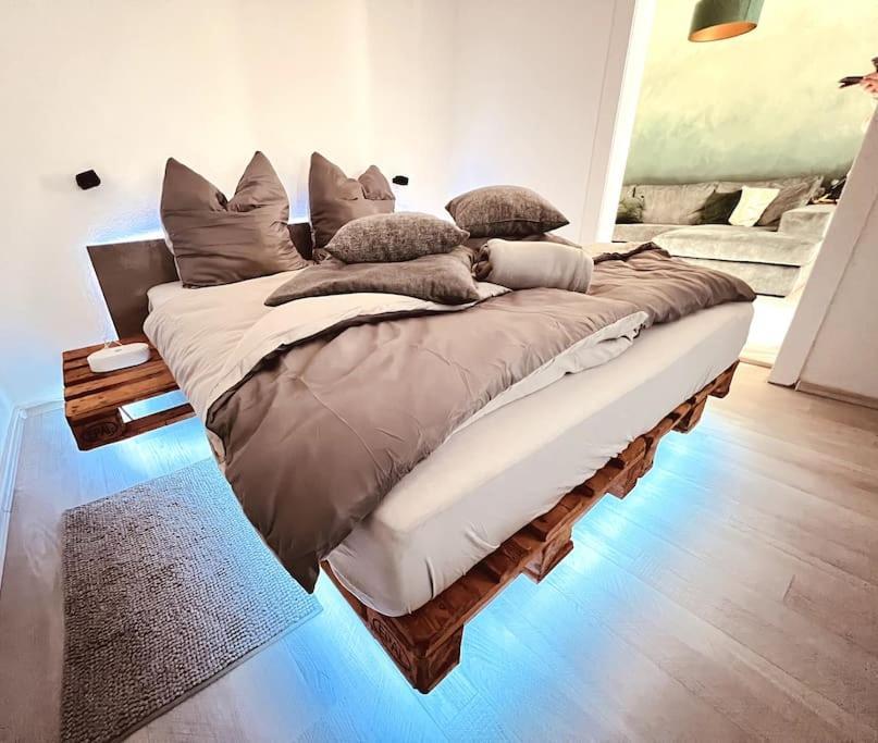 Suburban Jungle Apartment Bochum Ngoại thất bức ảnh