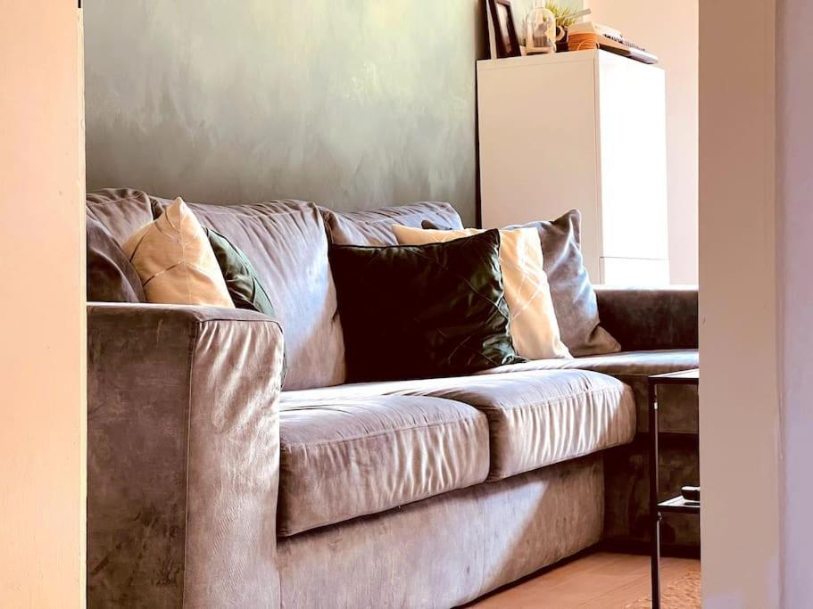 Suburban Jungle Apartment Bochum Ngoại thất bức ảnh
