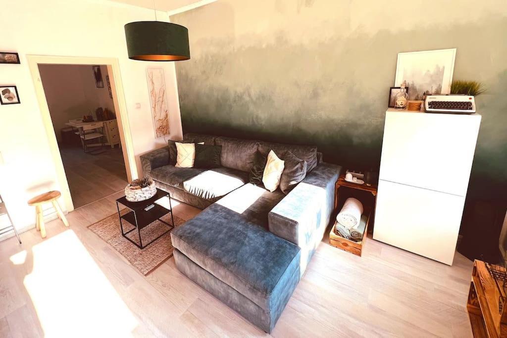 Suburban Jungle Apartment Bochum Ngoại thất bức ảnh